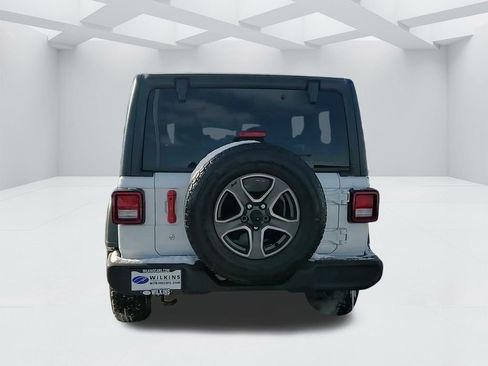 Used 2018 Jeep Wrangler Unlimited Sport S image 6