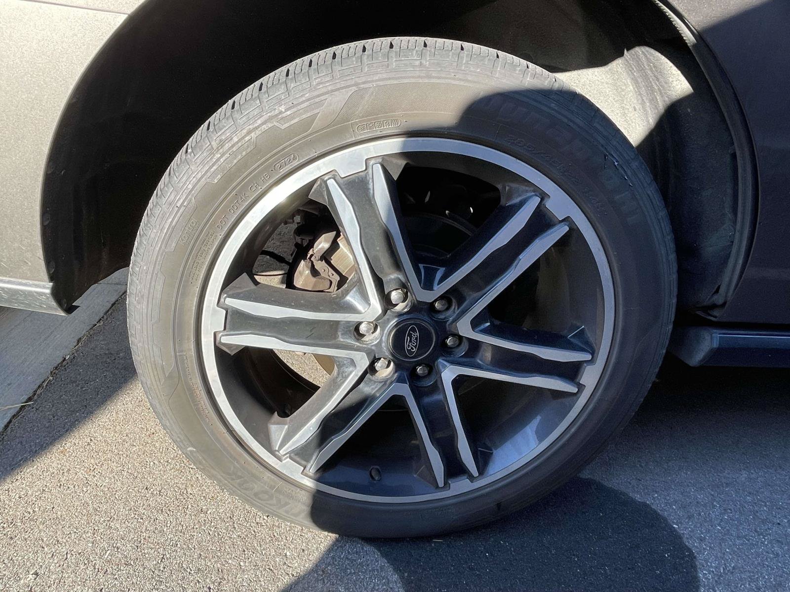 Used 2019 Ford Expedition Limited w/ Equipment Group 303A RWD image 5