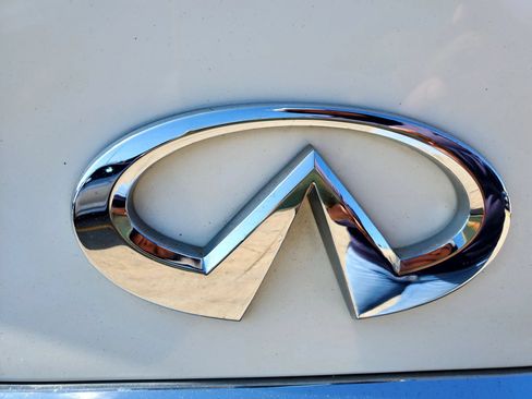 Used 2015 INFINITI Q50 Premium w/ Navigation Package RWD image 13
