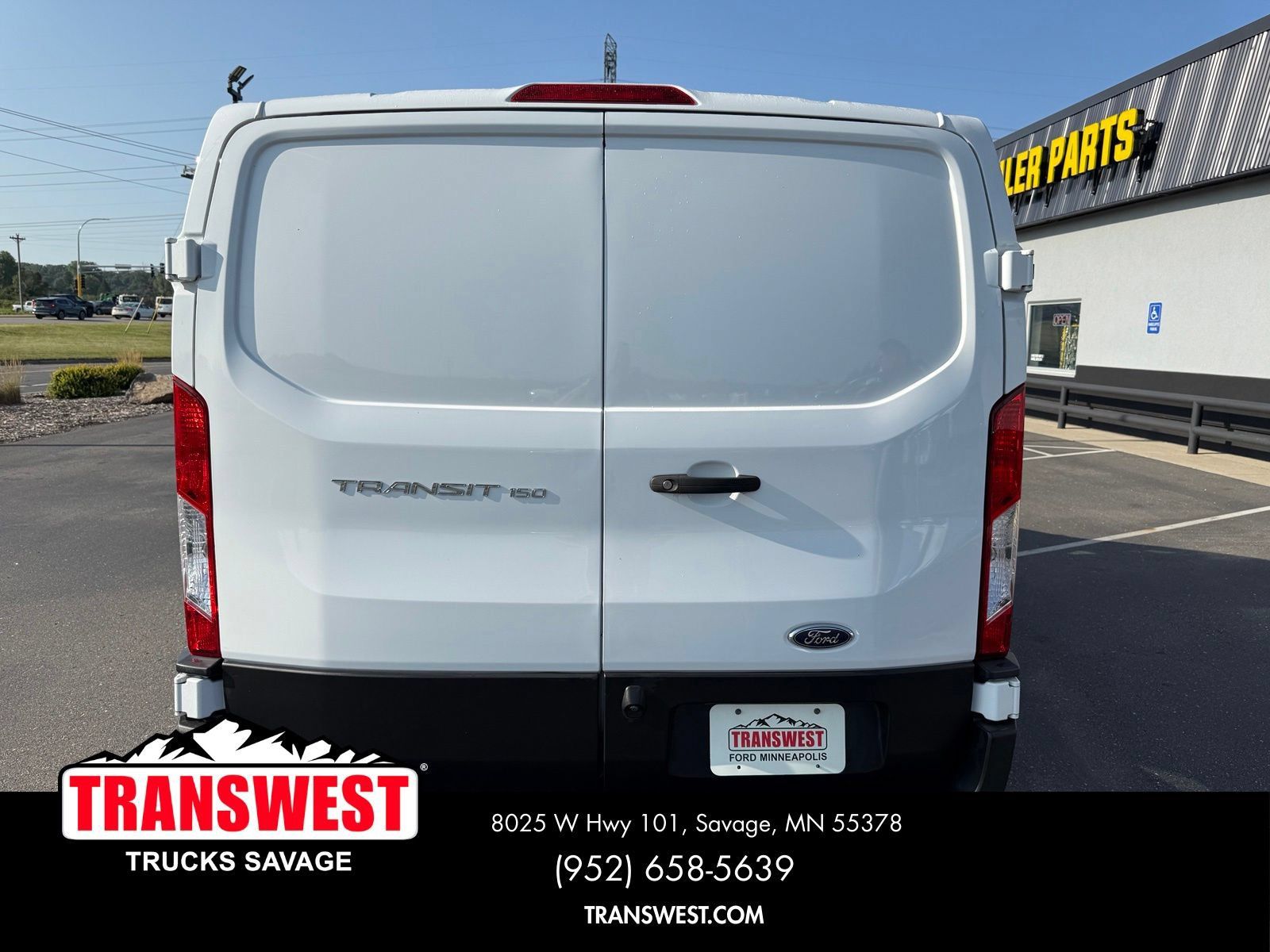 Used 2020 Ford Transit 150 Low Roof RWD image 15