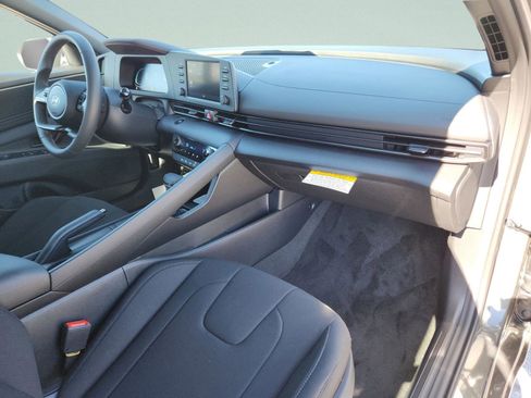 New 2026 Hyundai Elantra Sport image 6
