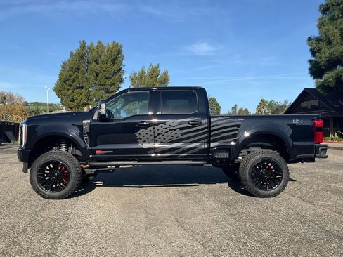 New 2025 Ford F250 XLT w/ Black Appearance Package AWD/4WD image 4