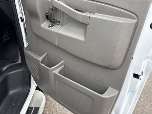 Used 2024 Chevrolet Express 2500 w/ Driver Convenience Package image 22
