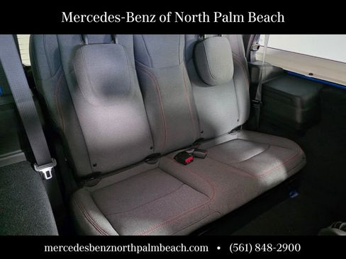 Used 2024 Jeep Wrangler Rubicon w/ Technology Group AWD/4WD image 24