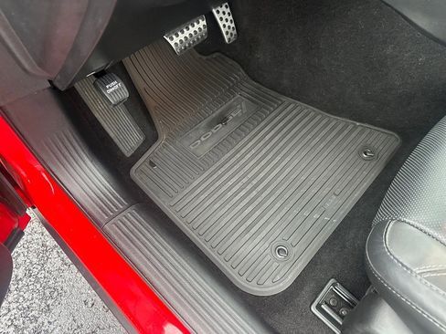 Used 2023 Dodge Challenger SXT w/ Plus Package image 21