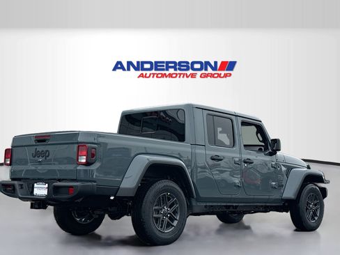 New 2026 Jeep Gladiator Sport image 2