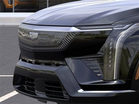 New 2026 Cadillac Optiq Luxury 1 image 13