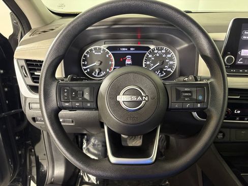 Used 2024 Nissan Rogue SV FWD image 19