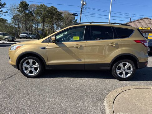 Used 2014 Ford Escape SE w/ Equipment Group 201A FWD image 5