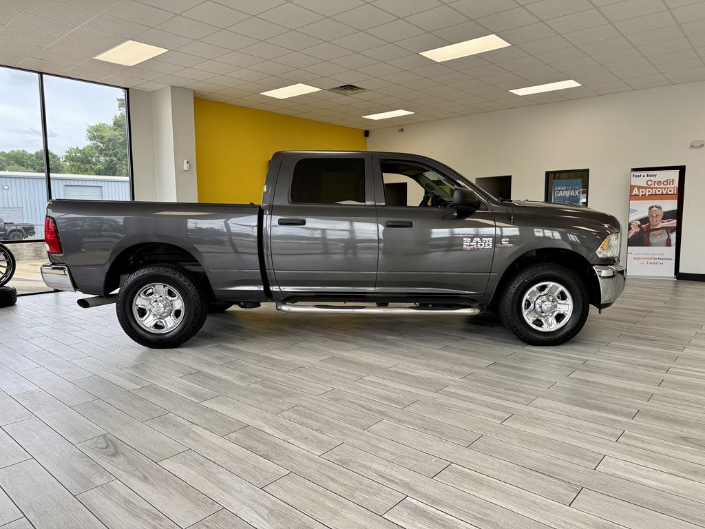 Used 2018 RAM 2500 Tradesman w/ Chrome Appearance Group RWD image 5