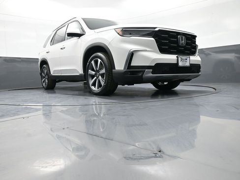 Certified 2023 Honda Pilot Elite image 31