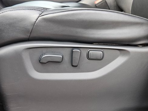 Used 2023 Nissan Armada SV image 20