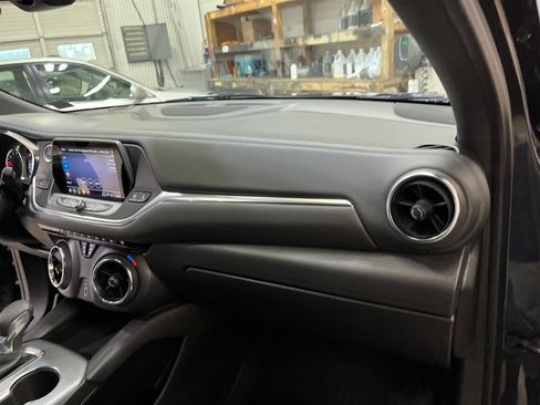 Used 2022 Chevrolet Blazer LT FWD image 33