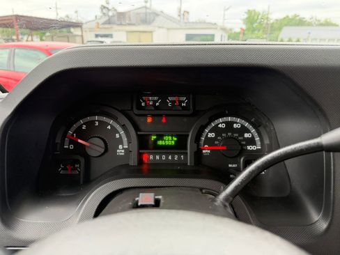 Used 2016 Ford E-450 and Econoline 450 Super Duty w/ Shuttle Bus Prep Package RWD image 11