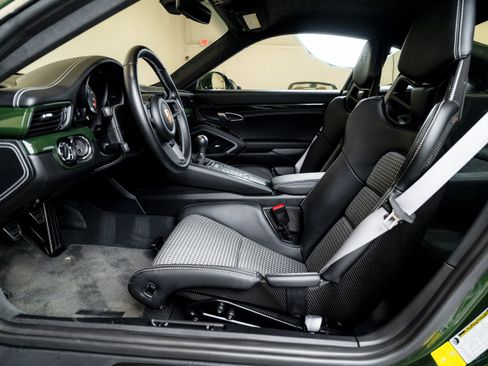 Used 2018 Porsche 911 GT3 RWD image 48