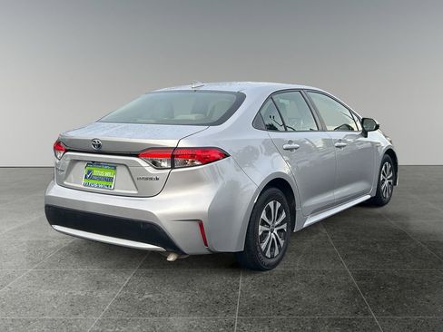 Used 2021 Toyota Corolla LE image 7