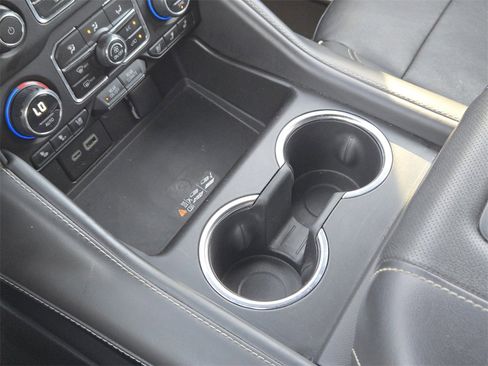 Used 2023 Chevrolet Tahoe Premier image 15