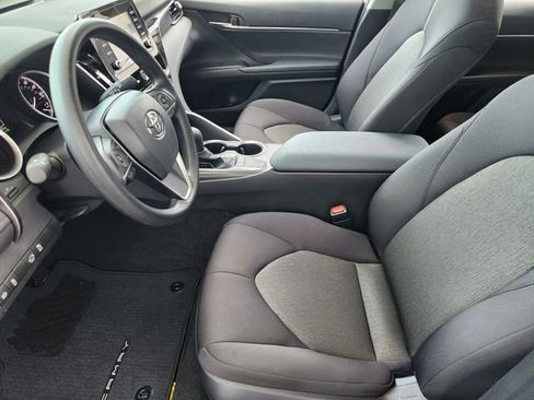 Used 2024 Toyota Camry LE image 10
