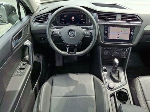 Used 2021 Volkswagen Tiguan SEL image 14