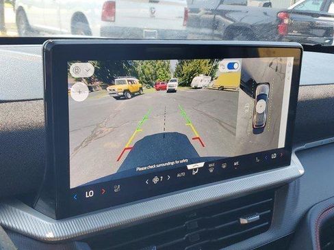 Used 2025 Ford Explorer ST-Line w/ ST-Line Street Pack AWD/4WD image 24
