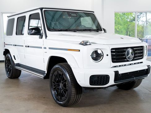 Used 2025 Mercedes-Benz G 580 w/ EQ Technology image 4