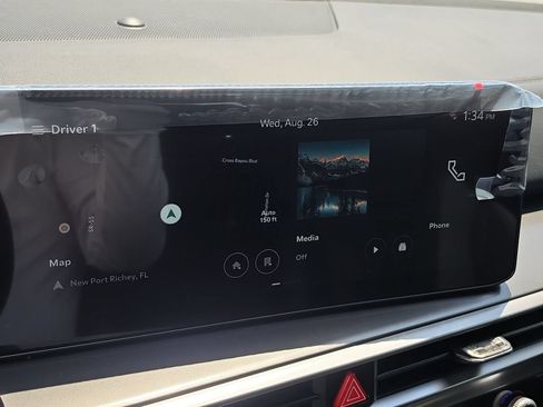 New 2026 Kia Sorento EX FWD image 23