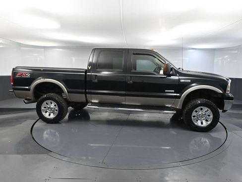 Used 2005 Ford F350 Lariat AWD/4WD image 3