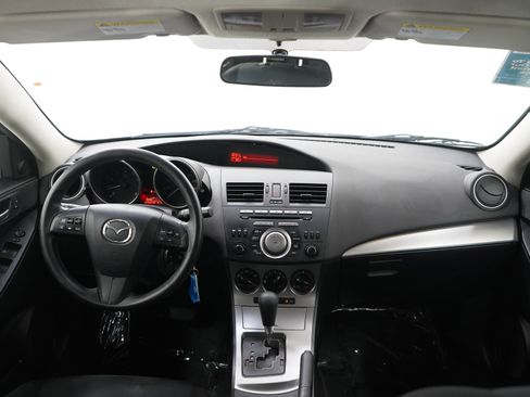Used 2011 MAZDA MAZDA3 i Touring FWD image 13
