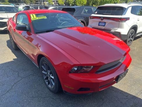 Used 2011 Ford Mustang Premium w/ 203A Rapid Spec Order Code RWD image 2