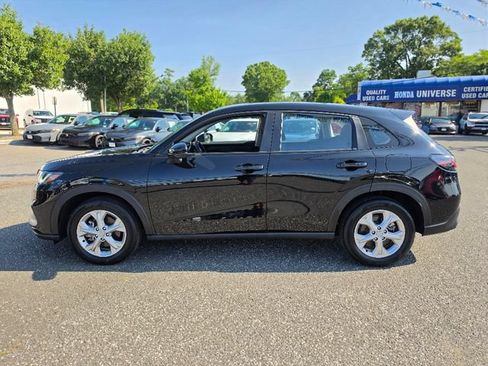 Used 2025 Honda HR-V LX image 2
