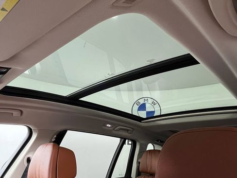 Used 2024 BMW X7 xDrive40i w/ Premium Package image 34