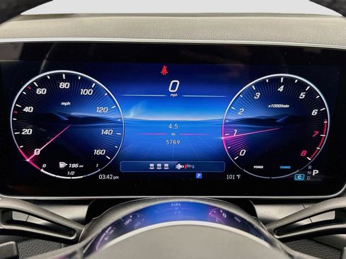 Certified 2026 Mercedes-Benz GLC 300 image 33