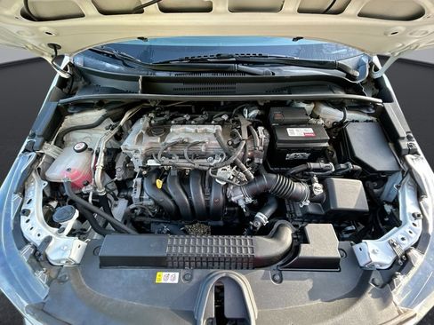 Used 2021 Toyota Corolla LE FWD image 30