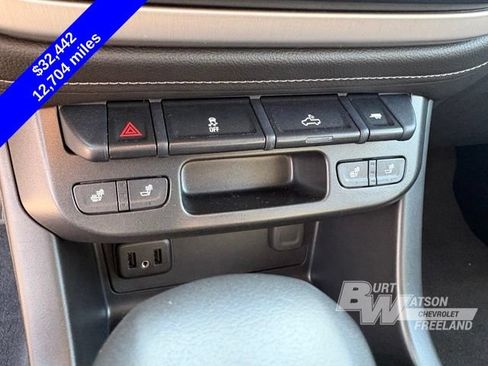 Used 2022 GMC Canyon Elevation w/ Elevation Premium Package AWD/4WD image 25