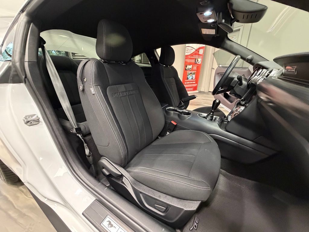Used 2021 Ford Mustang GT w/ GT Performance Package RWD image 4