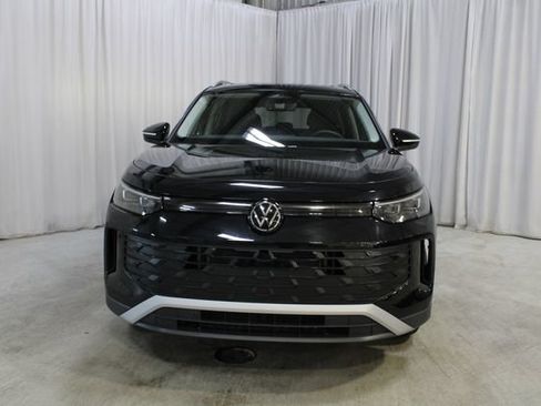 New 2026 Volkswagen Tiguan SE AWD/4WD image 36