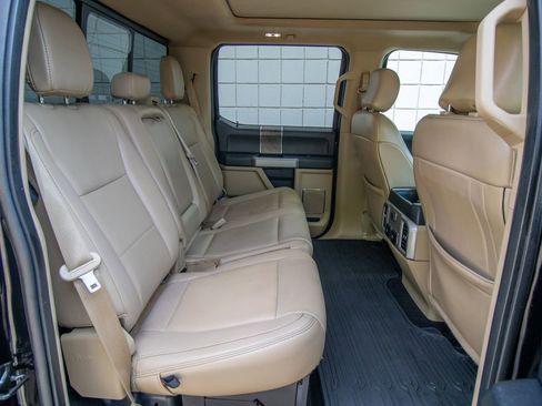 Used 2019 Ford F250 Lariat w/ Lariat Ultimate Package image 19