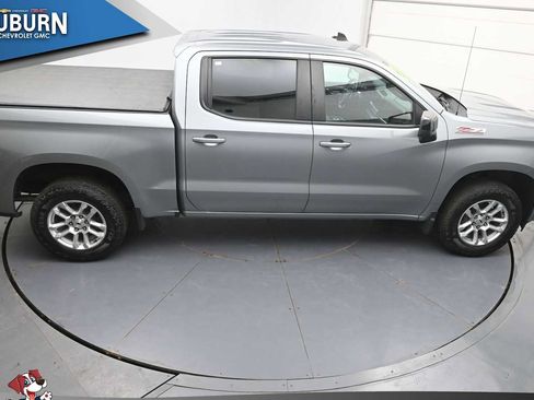 Used 2024 Chevrolet Silverado 1500 RST w/ Z71 Off-Road Package AWD/4WD image 34