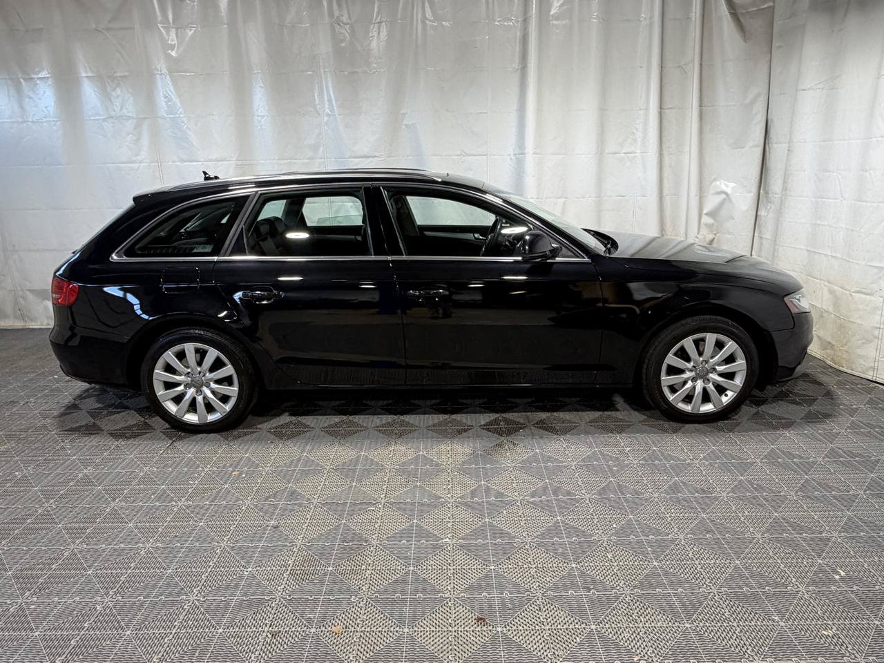 Used 2009 Audi A4 2.0T Premium Plus AWD/4WD image 9