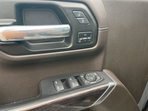 Certified 2021 Chevrolet Silverado 1500 LTZ w/ Z71 Off-Road Package image 12