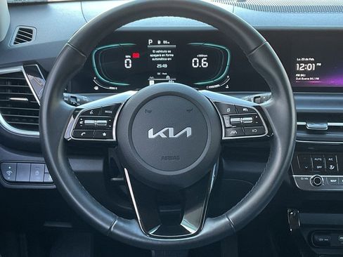 Used 2025 Kia Seltos S image 20