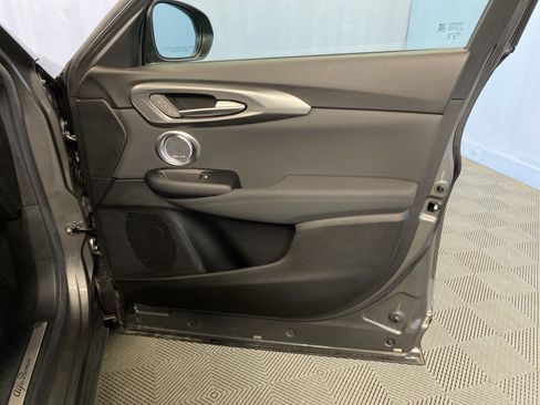 Used 2024 Alfa Romeo Tonale Veloce image 47