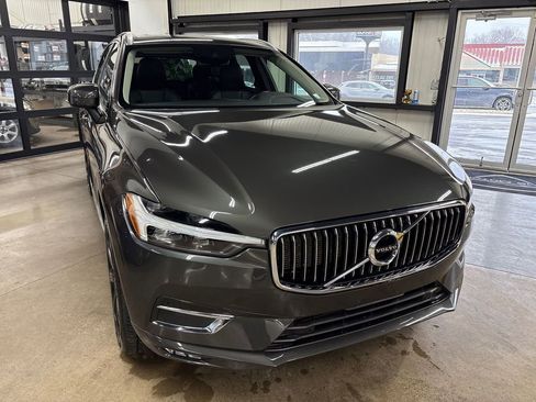 Used 2021 Volvo XC60 T5 Inscription w/ Climate Package image 17