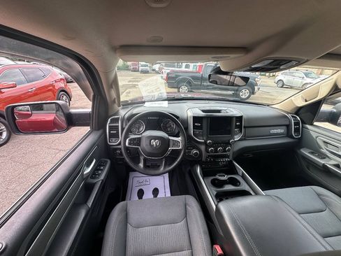 Used 2019 RAM 1500 Big Horn AWD/4WD image 12