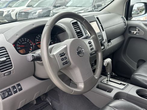 Used 2019 Nissan Frontier SV AWD/4WD image 54