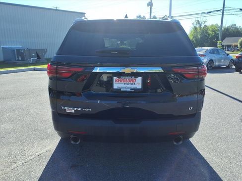 Used 2023 Chevrolet Traverse LT w/ Rear Camera Mirror Package AWD/4WD image 11