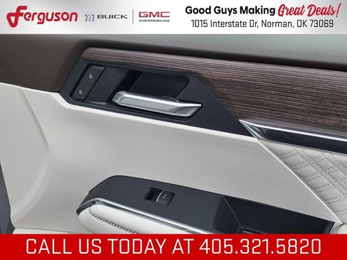 New 2026 GMC Acadia Denali w/ Super Cruise Package AWD/4WD image 42