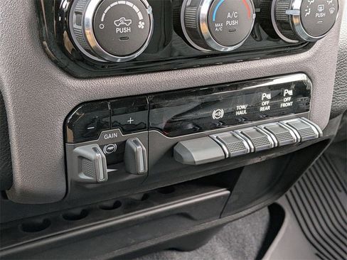 New 2025 RAM 2500 Big Horn image 14