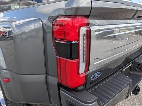 Used 2026 Ford F450 Platinum w/ Platinum Plus Package image 11