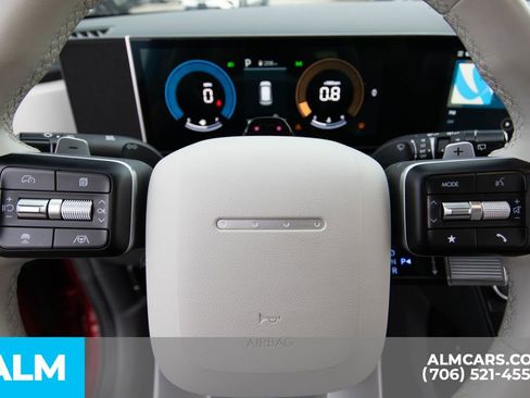Used 2025 Hyundai Santa Fe SEL FWD image 20
